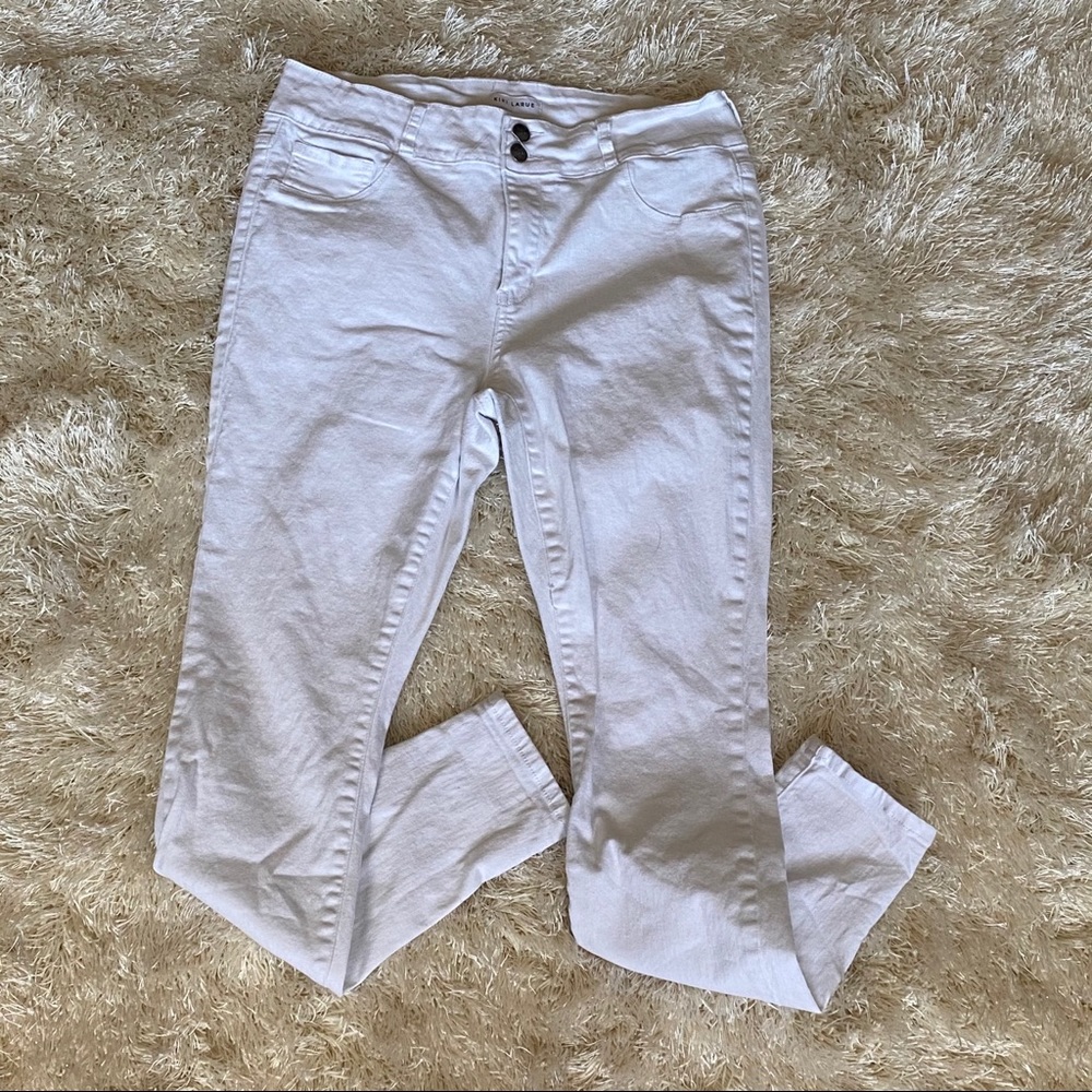 Clean White Skinny Jeans